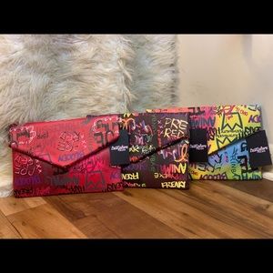 Shavone body clutch